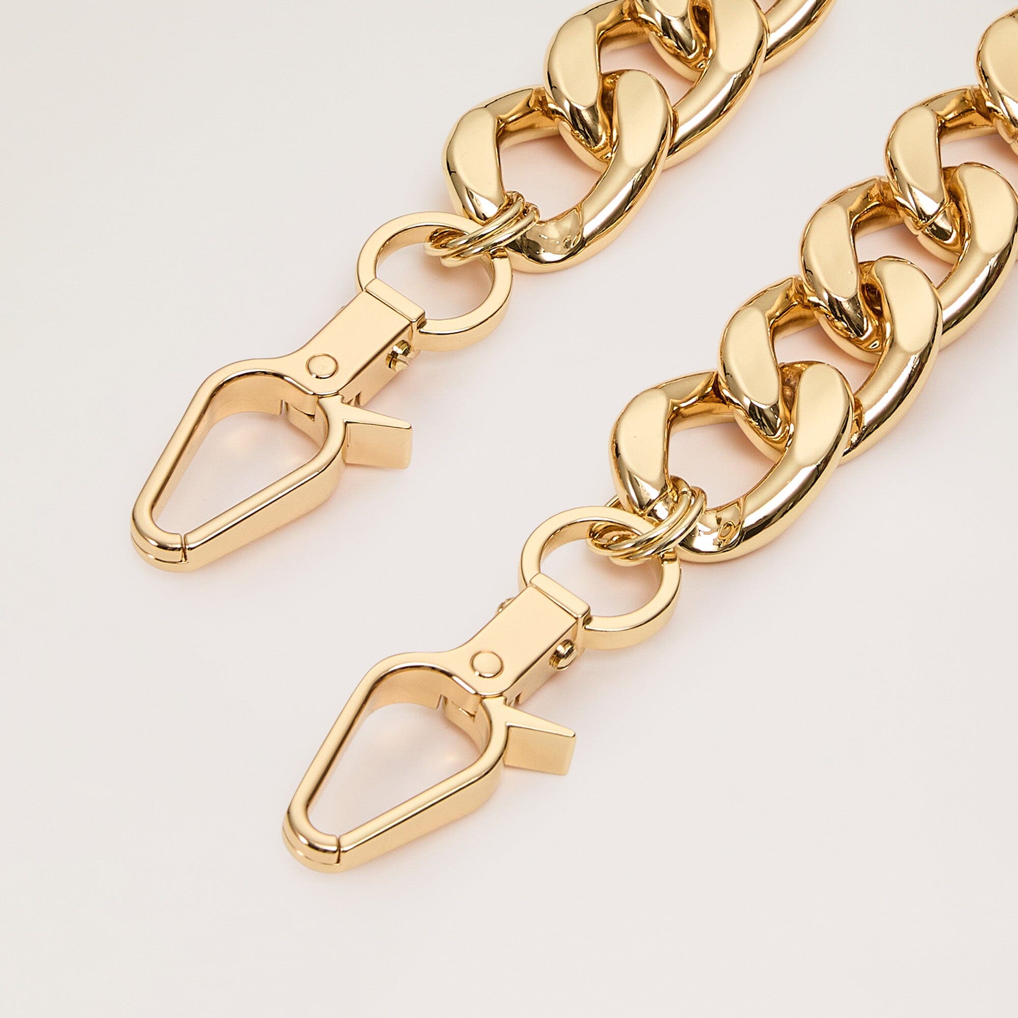 Elemental Chain Bag Strap Gold closeup view