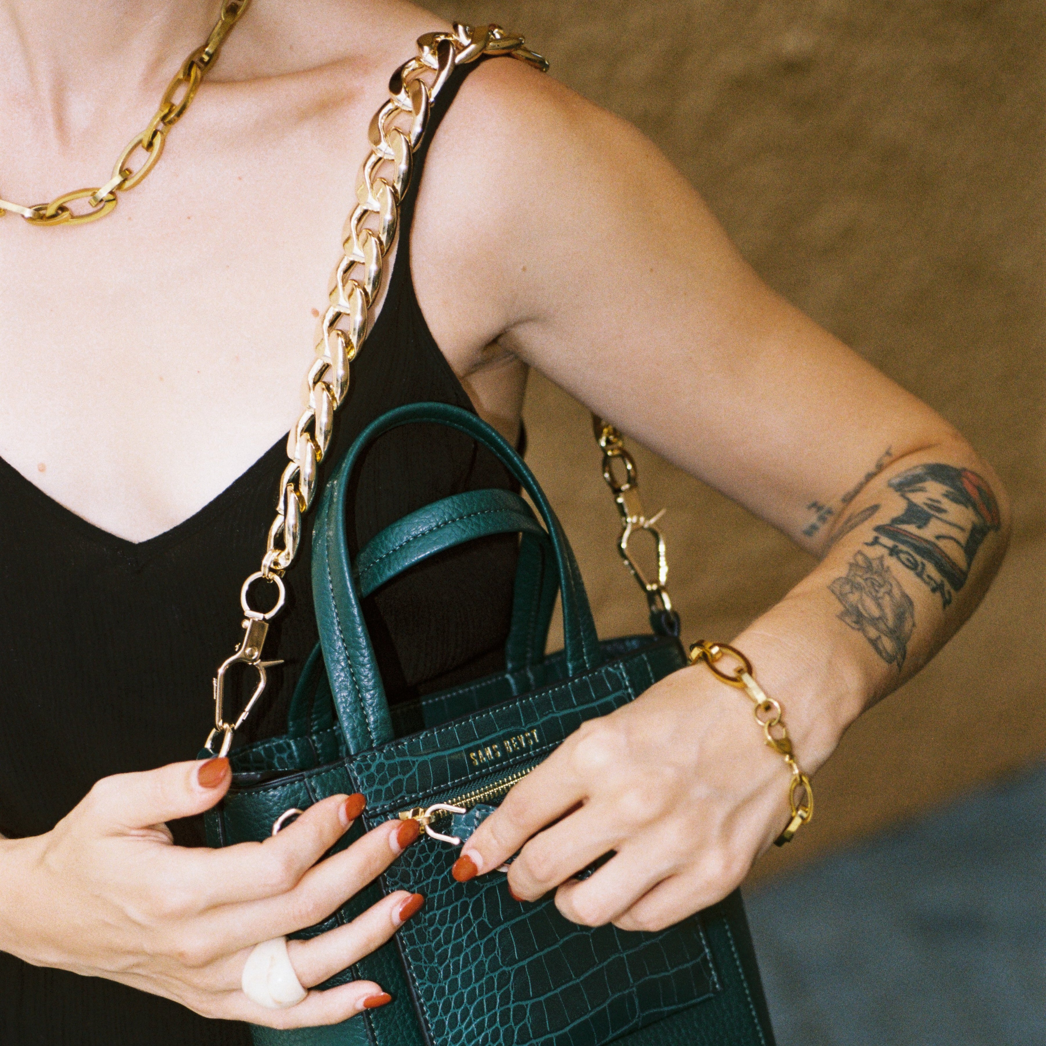 Elemental Chain Bag Strap Gold Sans Beast